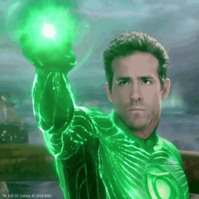 Green Lantern avec une boule verte lumineuse